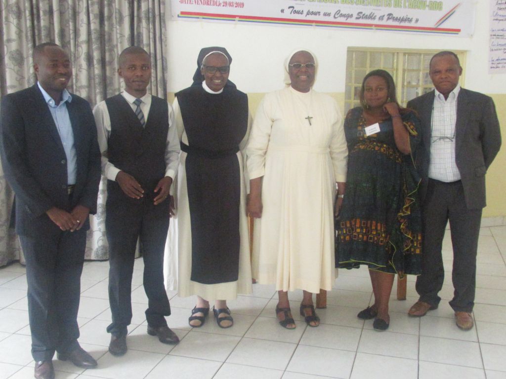 Photo de groupe lors du lancement officiel des activités de l'ACNV-RDC